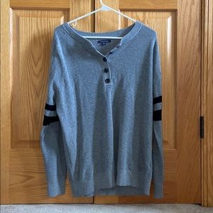 AEO WOMENS GRAY LONG SLEEVE SWEATER